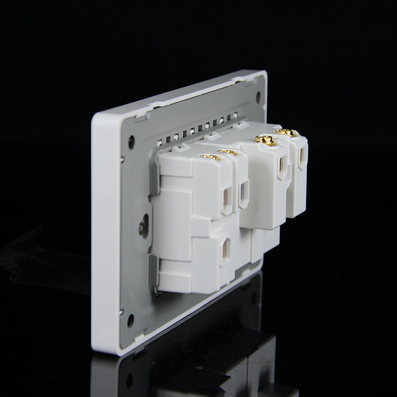 ปลั๊กไฟแบบ 2 ขา มาตรฐานเยอรมัน - Outdoor Power Socket บทวิจารณ์และราคา